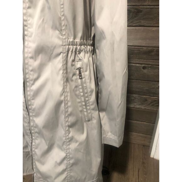Cole Haan light taupe long women's trench coat size medium - Picture 9 of 9